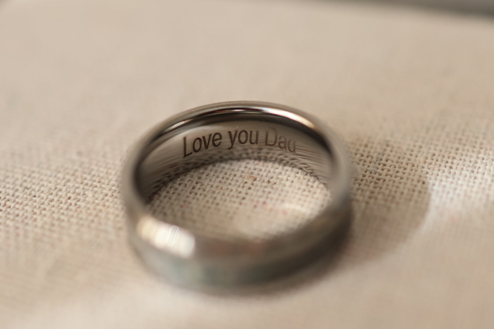 8mm Tungsten Channel Ring