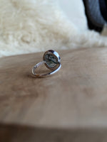 Load image into Gallery viewer, Moss Agate Window Ring (Size 5)
