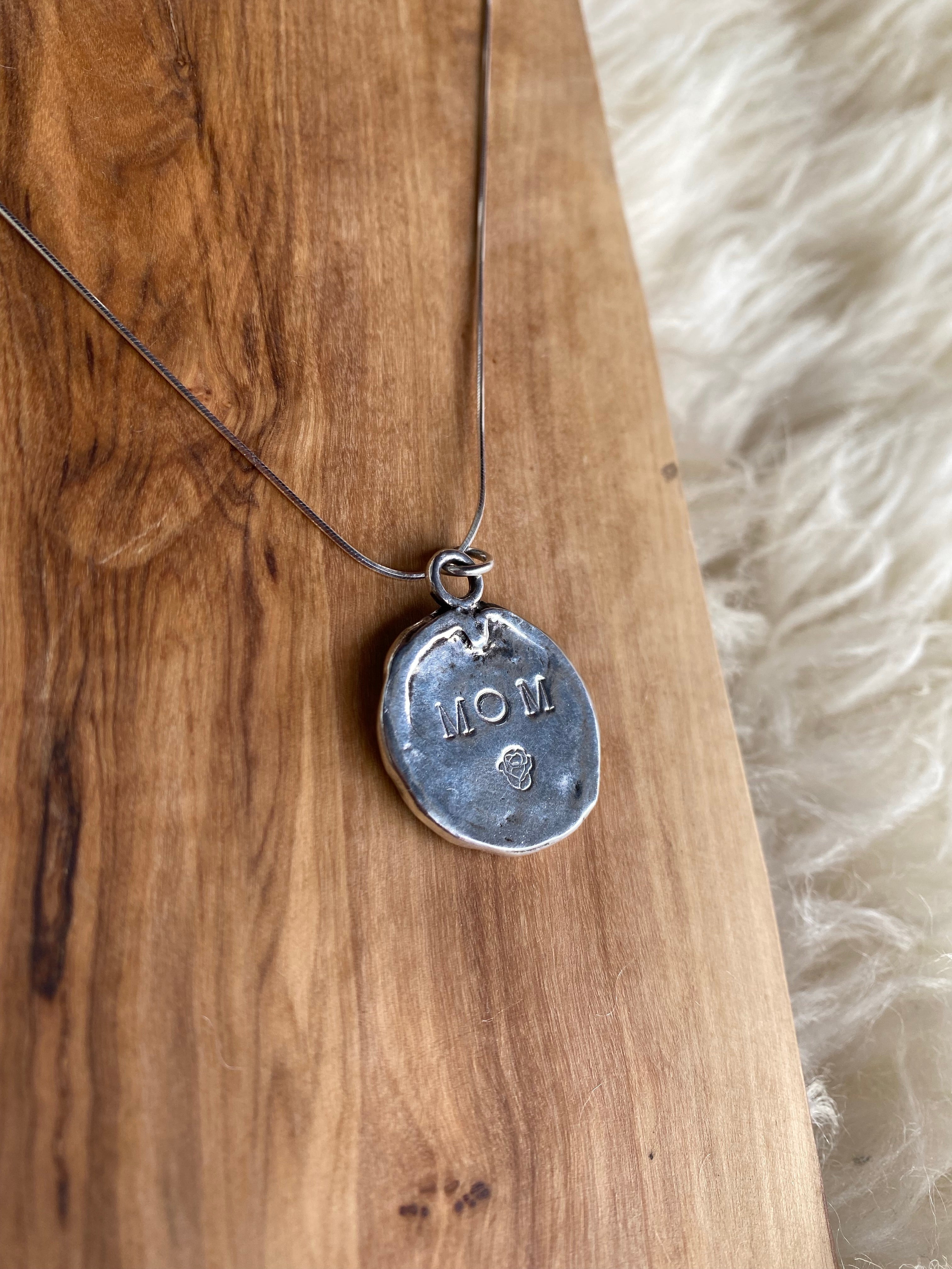 Compass Mourning Pendent (Cremation Ash & Silver Infused)